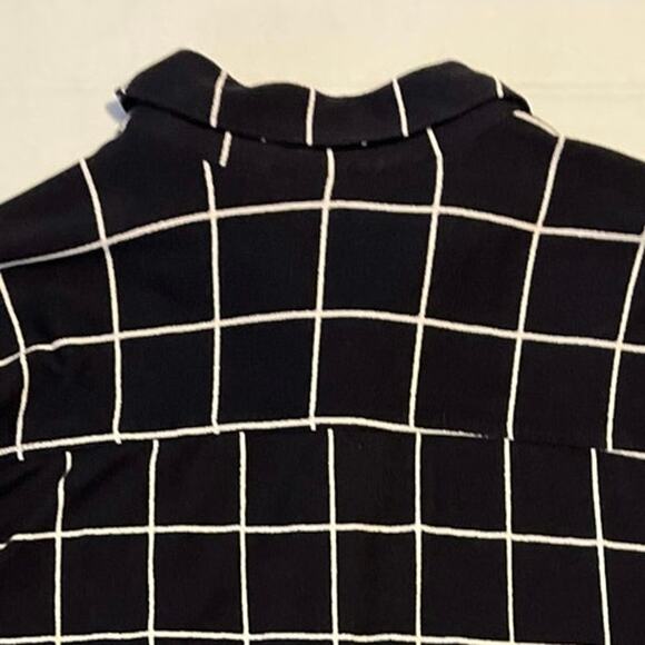 Black White Checked Tunic Top Womens Size XL Button Down Stretch Work Travel - Picture 9 of 15